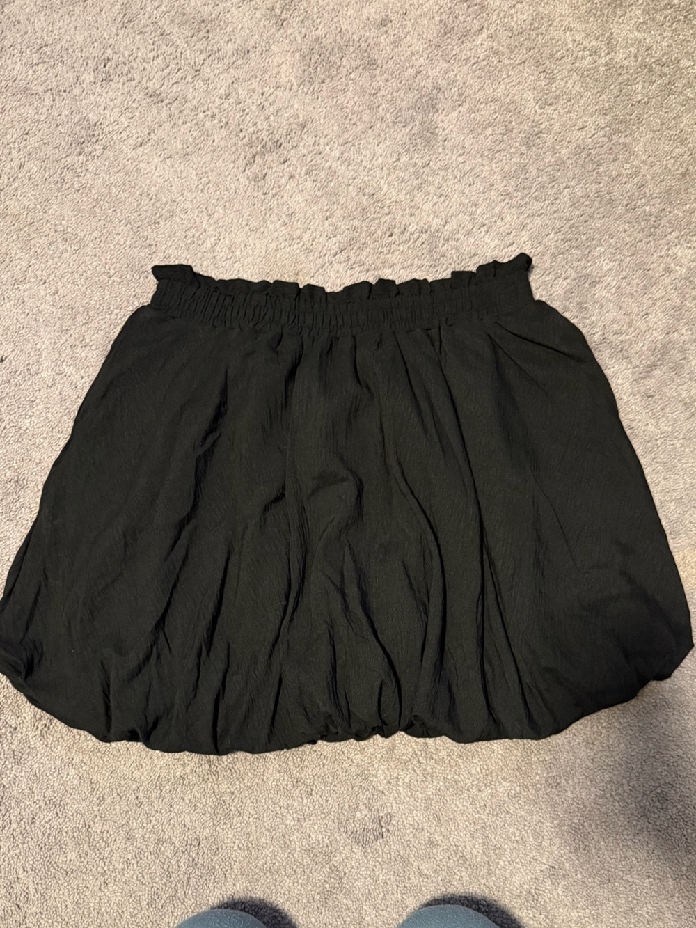 Black Women's Elastic Waist Bubble Skirt